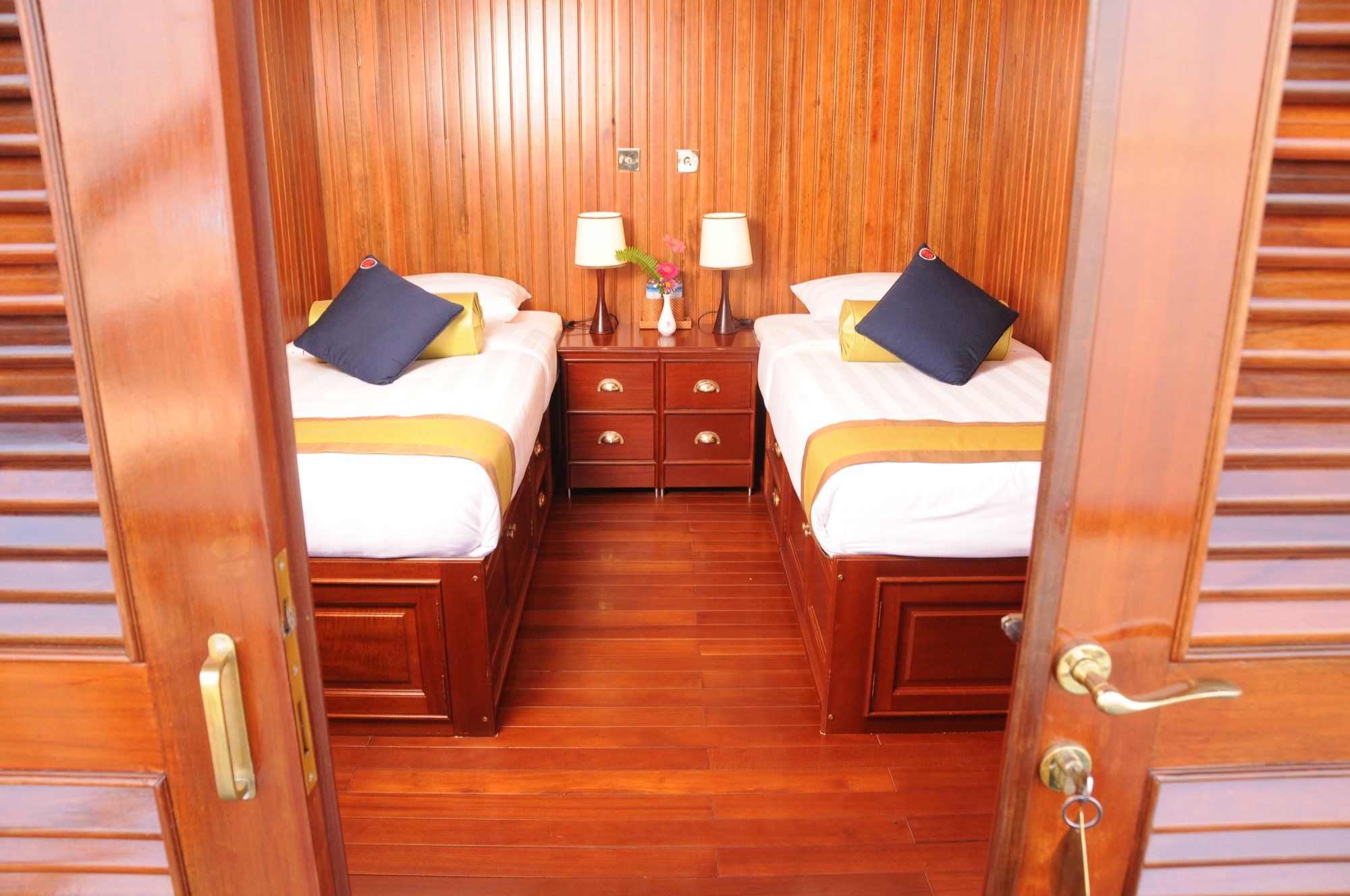 Pandaw RV Katha Pandaw Cabin.jpg